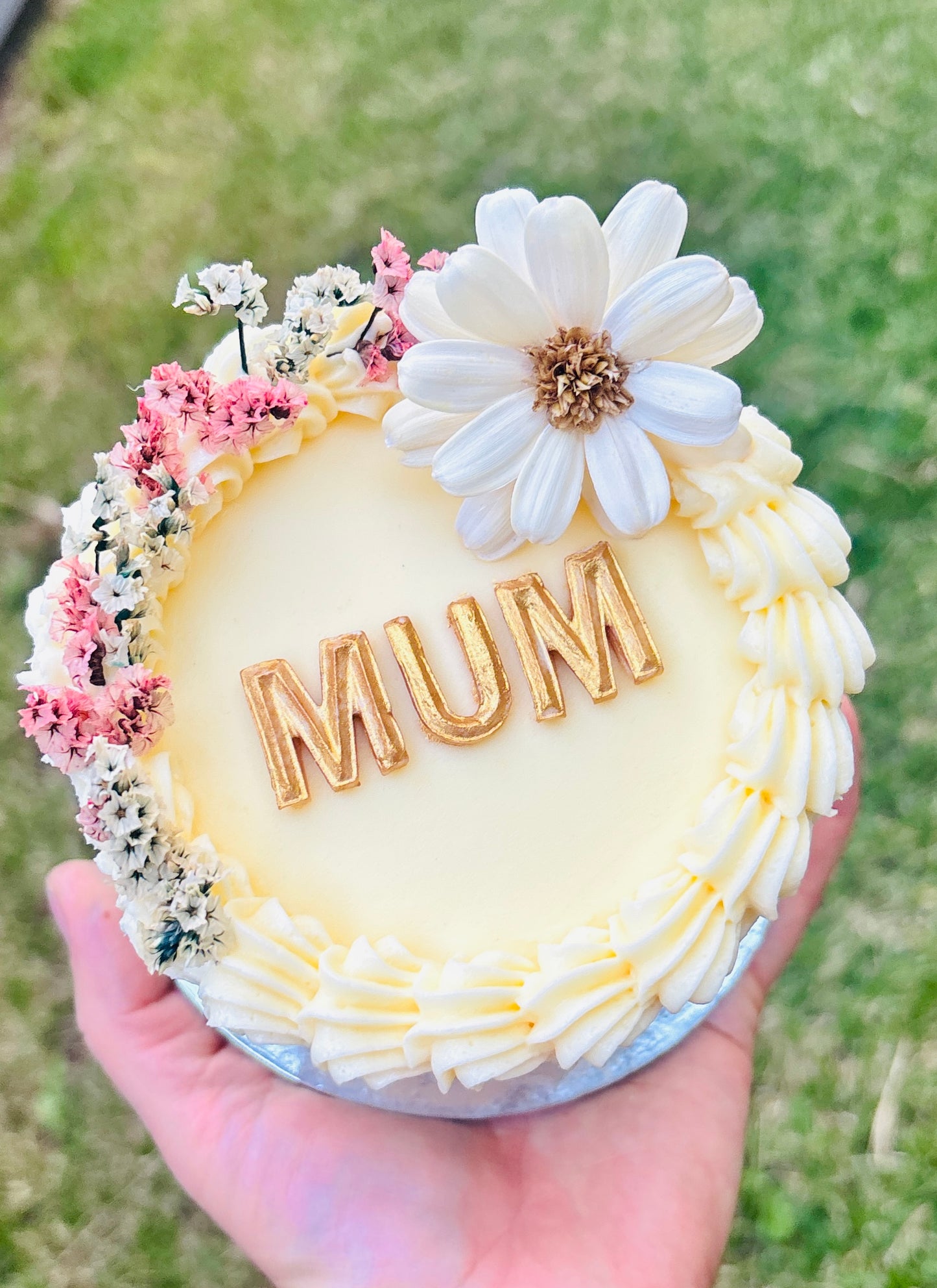 Mother’s Day Mini Bento Cake - Floral